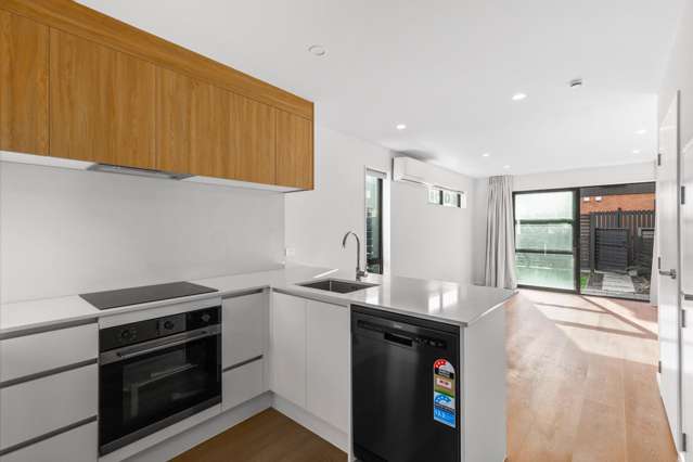 10/60 Selo Street Glen Eden_3