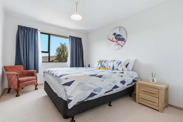 2 Kempton Place Richmond Heights_16
