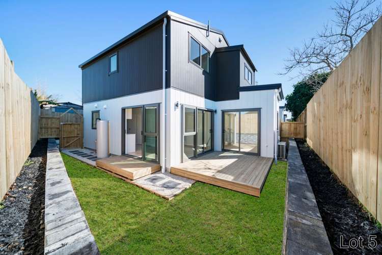 5 /8 Clutha Crescent Clover Park_1