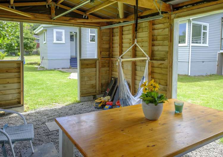 4 Wairaka Road Pukerua Bay_15