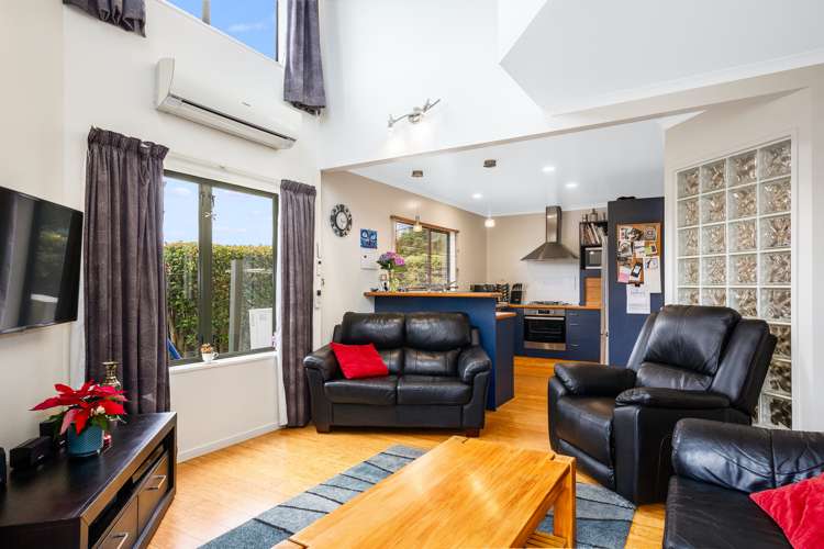 138 Woodman Drive Tawa_22