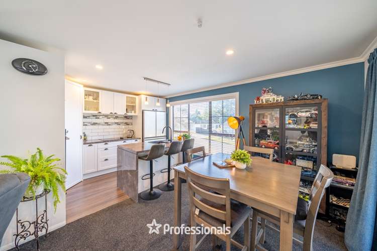 33 Fenchurch Grove Stokes Valley_4