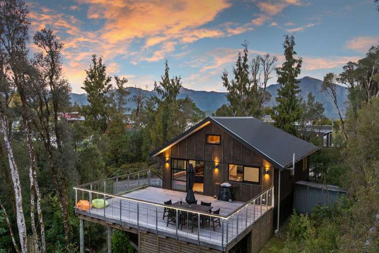 11 Brownlee Drive Moana_1