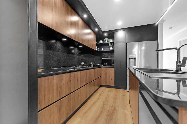 16 Sambrooke Crescent Flat Bush_4