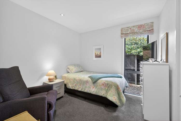 17 Waterstock Way Parklands_14