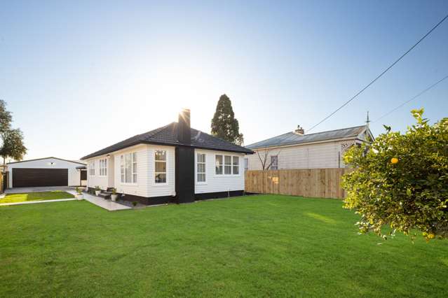 Freehold Living - Spacious & Versatile