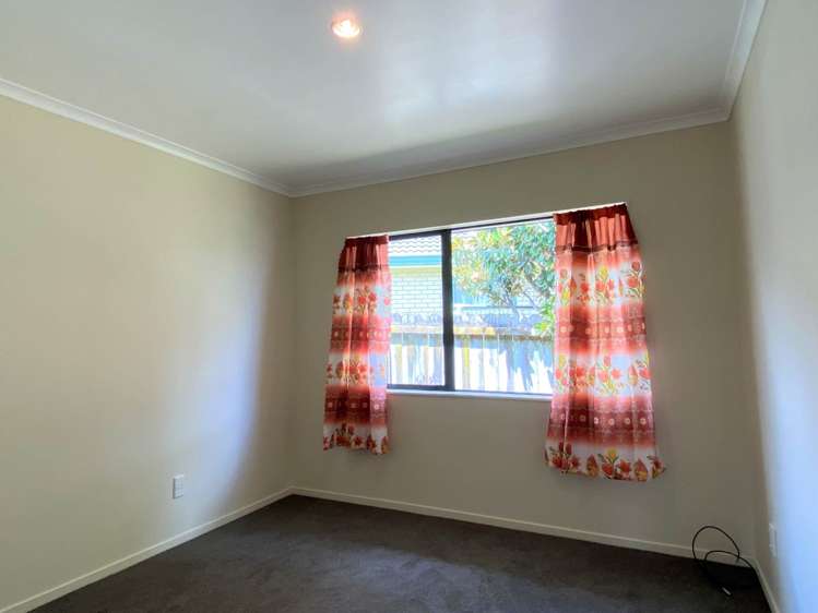 7 Newinn Crescent East Tamaki Heights_7