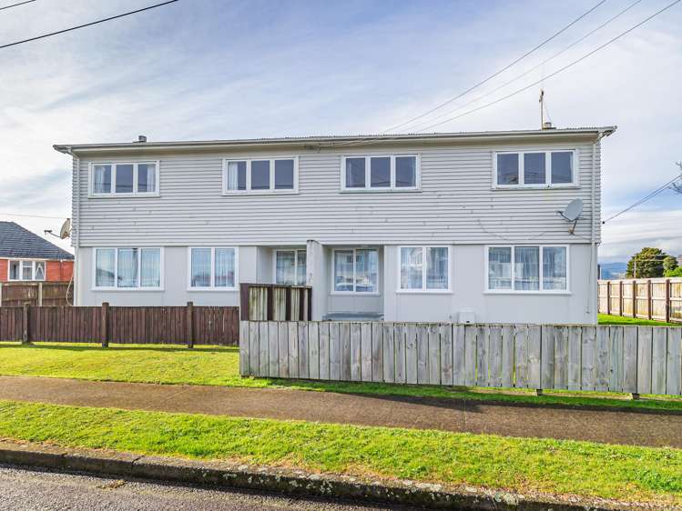 11 and 15 Mahoe Street Levin_16