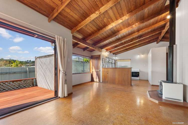 1/27 Rosier Road Glen Eden_2