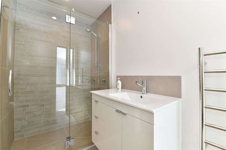 97 Voyager Drive Gulf Harbour_6