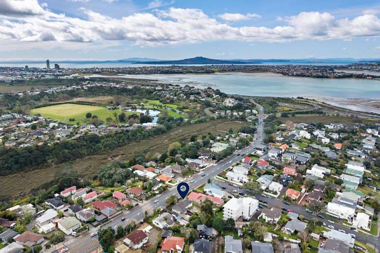 30 Onewa Road Northcote_18