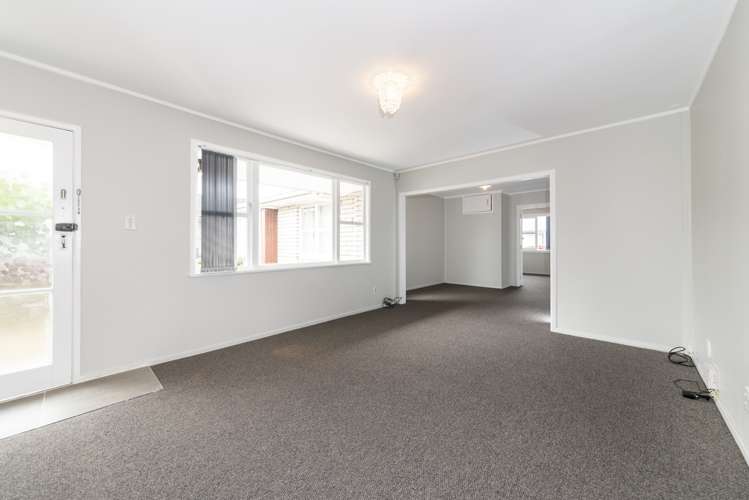 2/215 Swanson Road Henderson_10