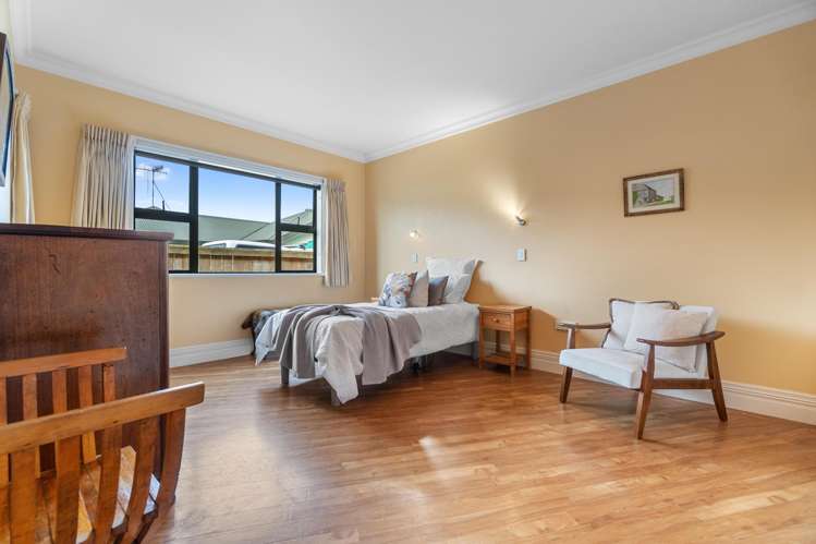 137 Grey Street Hamilton East_16