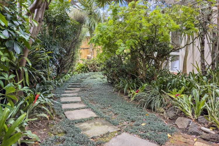 2/17 Tawhiri Road One Tree Hill_8