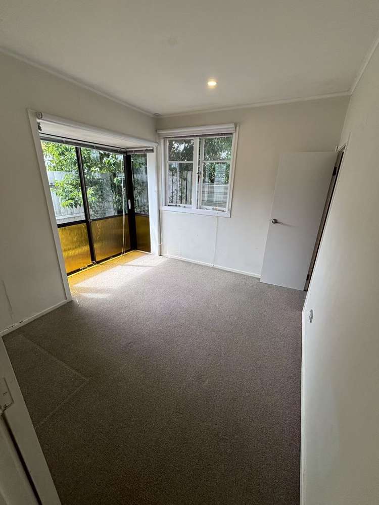 6 Kotuku Street Te Atatu Peninsula_10