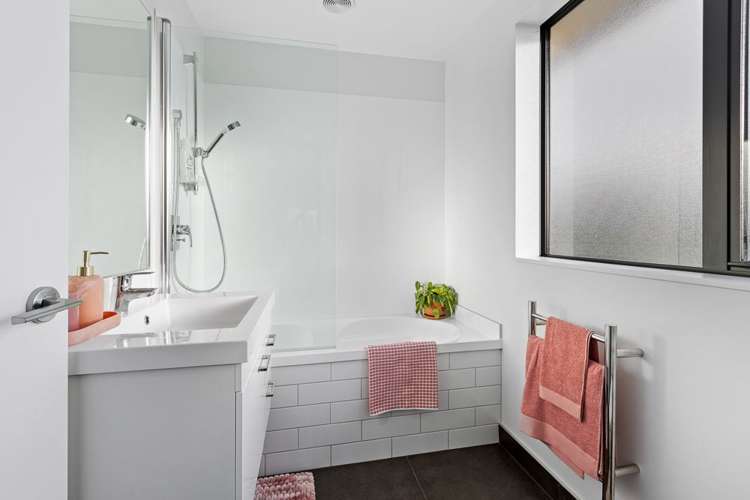 16 Eric Gifford Drive Ranui_15