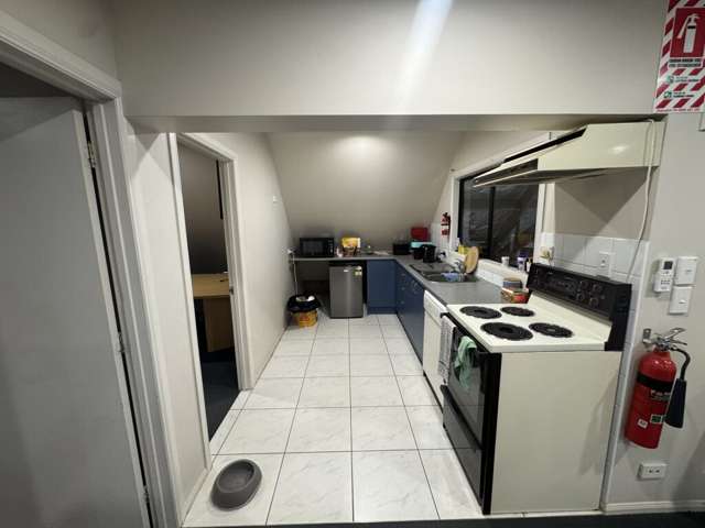 7/11 Markedo Place Papakura_4