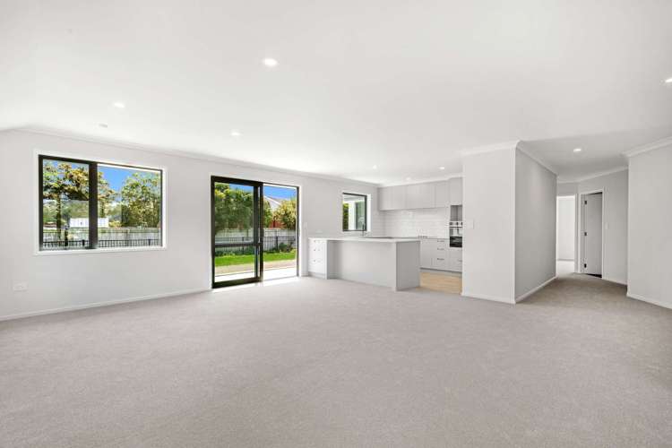 38 Ara Drive Redwoodtown_3