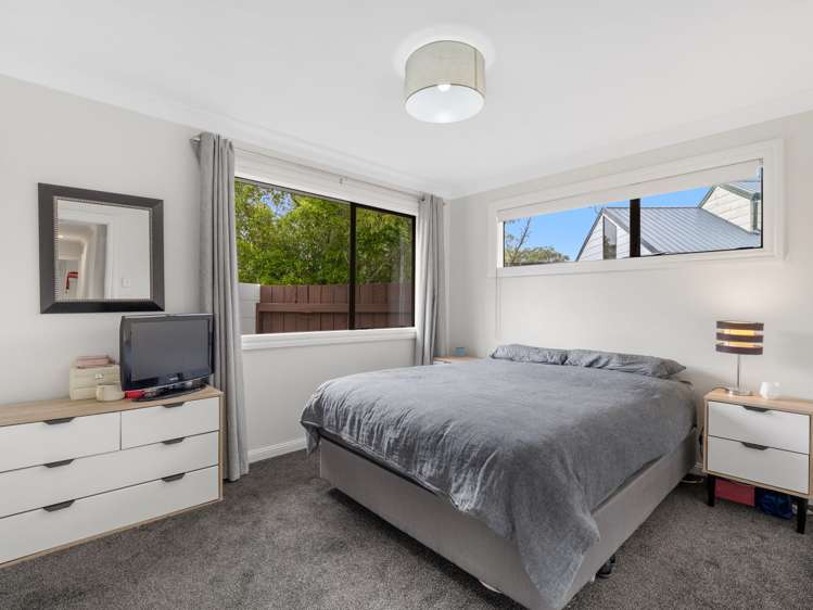 9 Guernsey place Fitzherbert_17