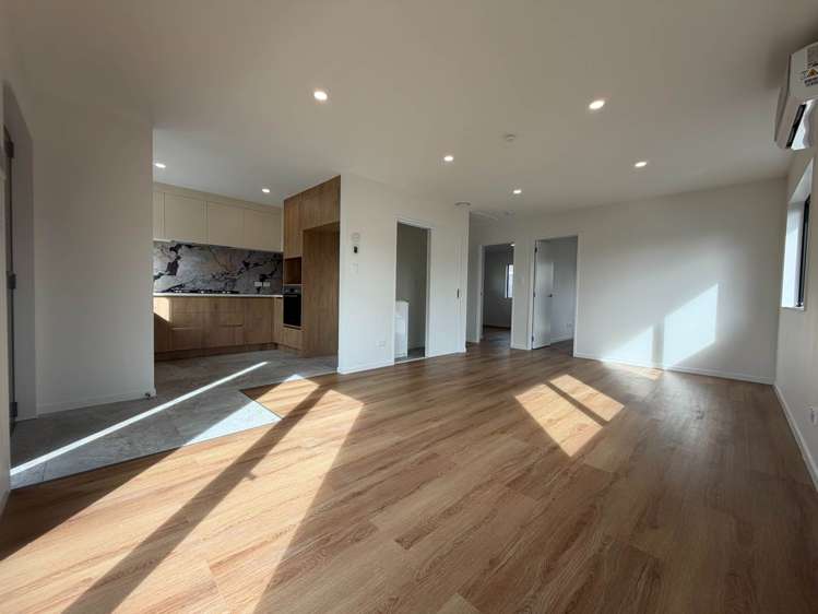 27B Simpson Road Ranui_3