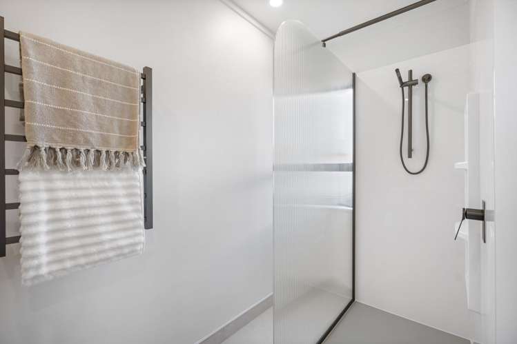 2/10 Park Avenue Kensington_10