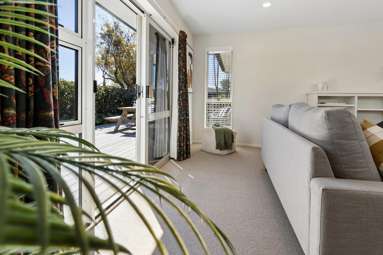 13 Springswood Grove_2