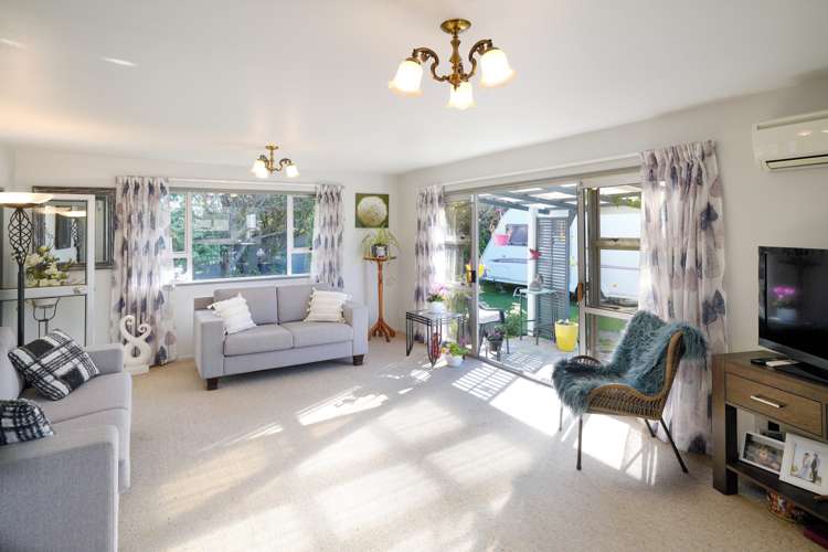 18 Seadown Crescent Amberley_2