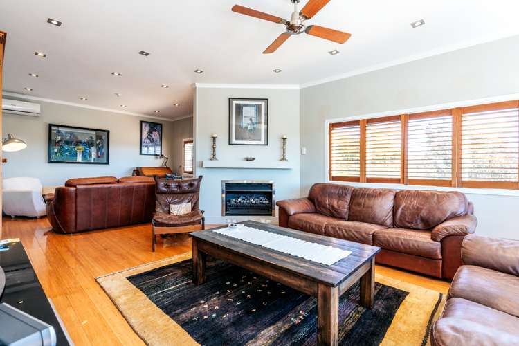 2 Church Bay Road Oneroa_9