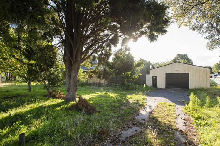 39 Cook Street Tolaga Bay_14