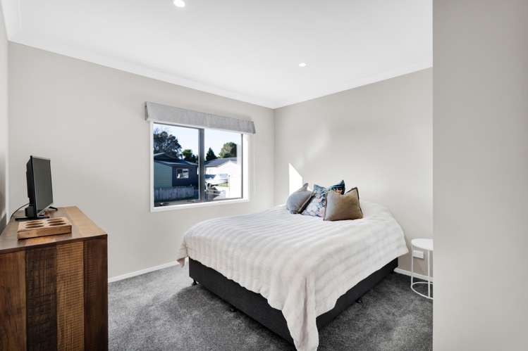 7 Manatu Lane Inglewood_10