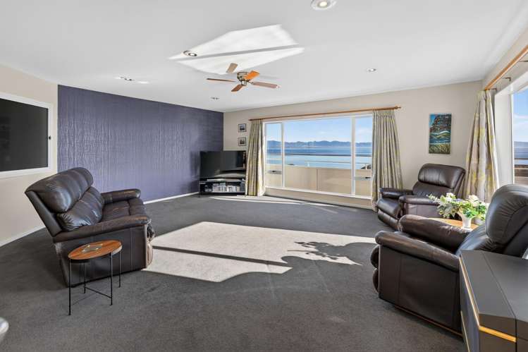 64 Tresillian Avenue Marybank_9
