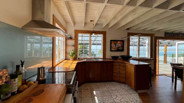 102 Beach Road Onerahi_8