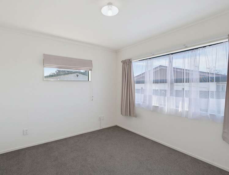 4 Lorne Place Flaxmere_21