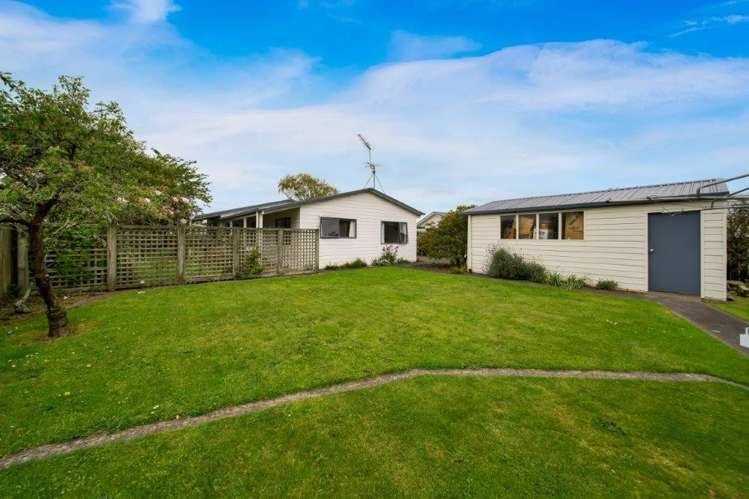 39 Tawa Street Hawera_16