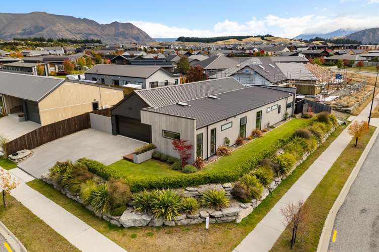 12 Pounamu Avenue Wanaka_2