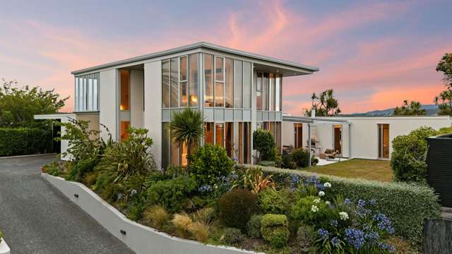 Architectural Family Living