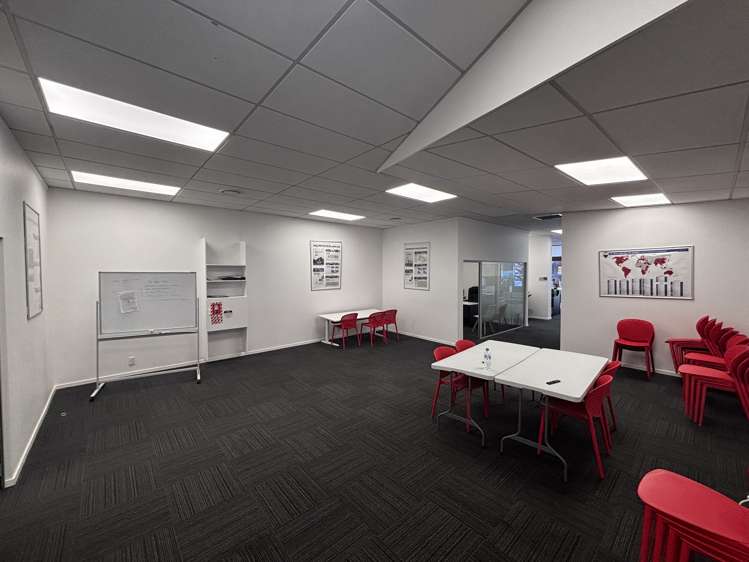 216 High Street Hutt Central_4