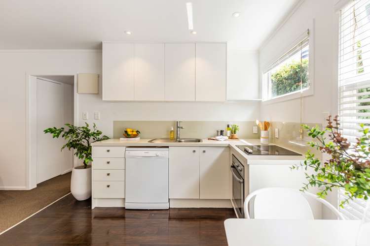 2/2 Westwood Terrace Saint Marys Bay_7