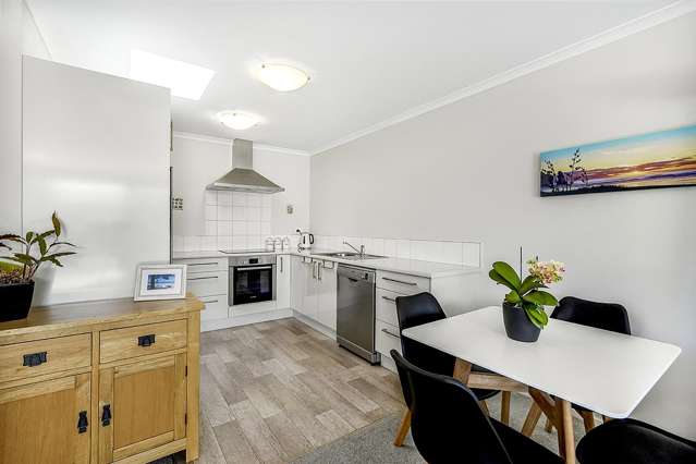 24/18 Fox Street Hamilton East_3