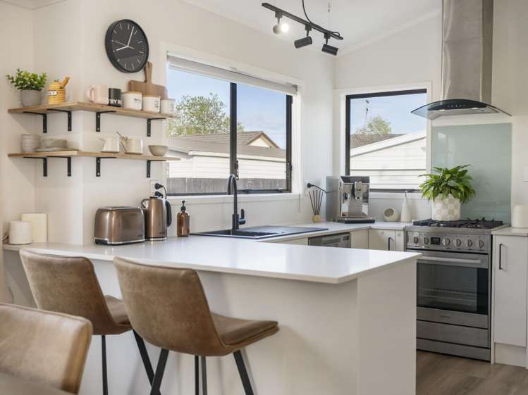 10 Bluewater Place Wattle Downs_14