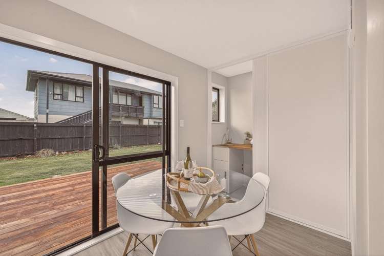 2/22 Marine Parade North New Brighton_9