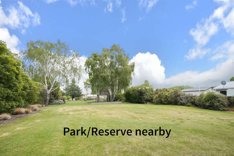 18 Collins Drive Waikuku Beach_19