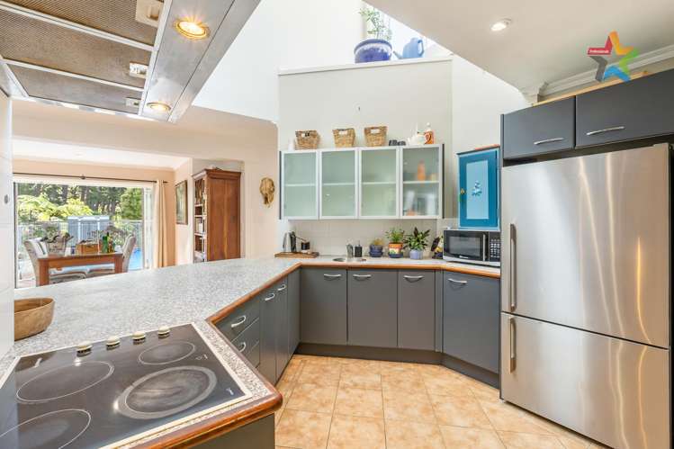 36 Gurney Road Kelson_4