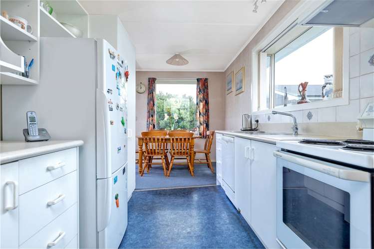 4 Wavell Crescent Masterton_12