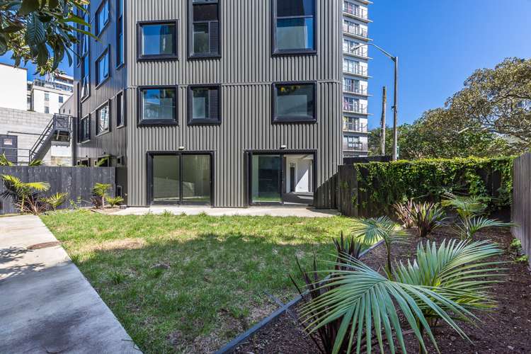 102/7 Scotia Place Auckland Central_11