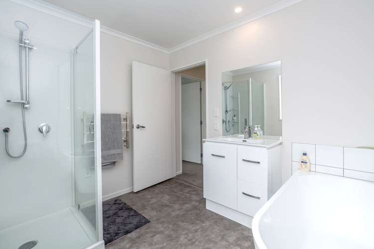 5 Orion Way Featherston_16