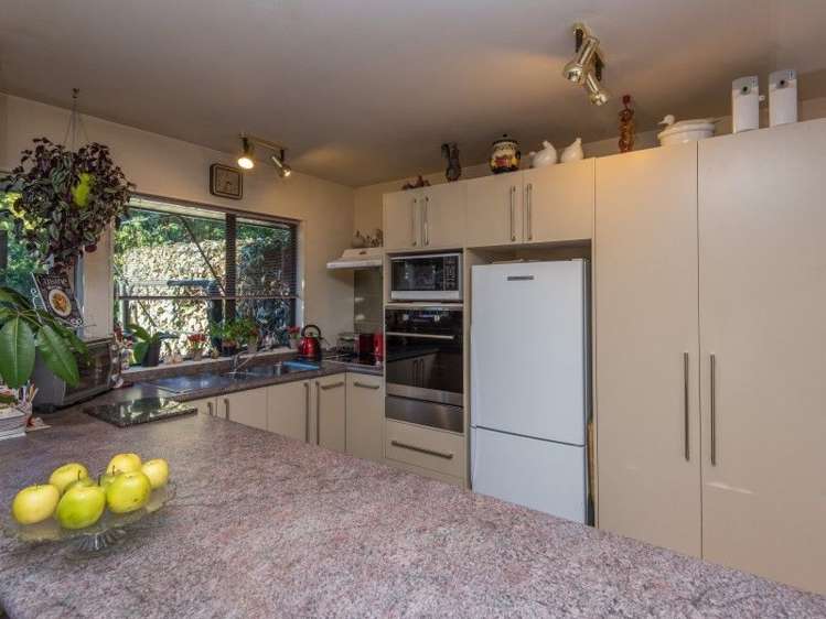 4 Stagg Place Brightwater_10