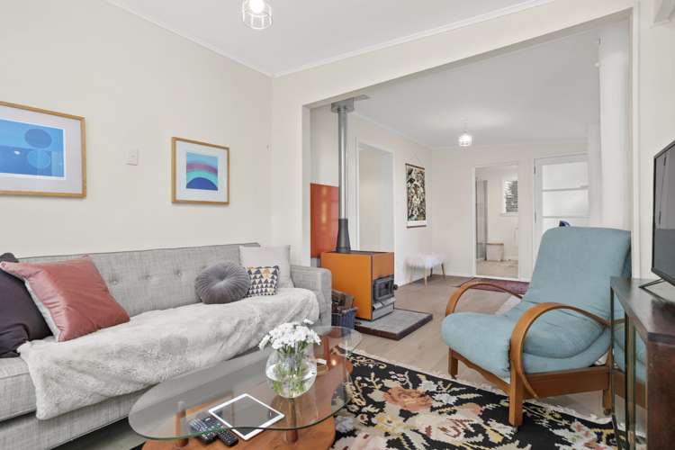 33 York Road Titirangi_4