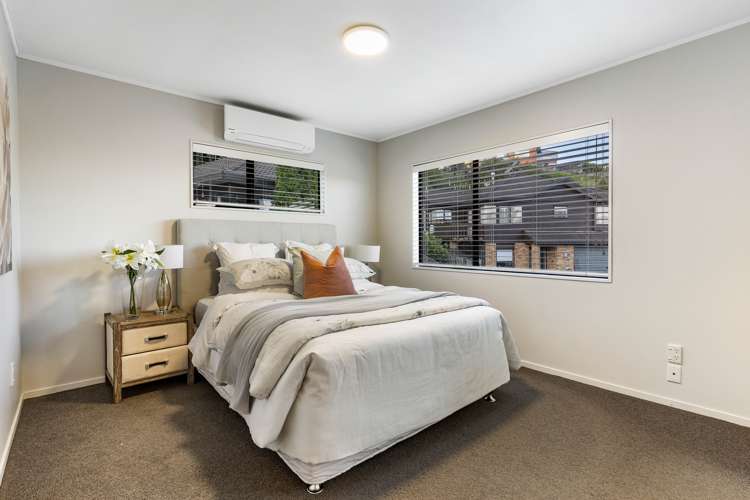 1/6 Honeysuckle Lane Mairangi Bay_9