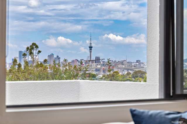 6/12 Wernham Place Northcote_1